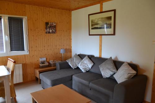 Saint-Germain-de-Tallevende-la-Lande-Vaumont Ski Chalet | Beautiful lake view 3 bedroom chalet 68