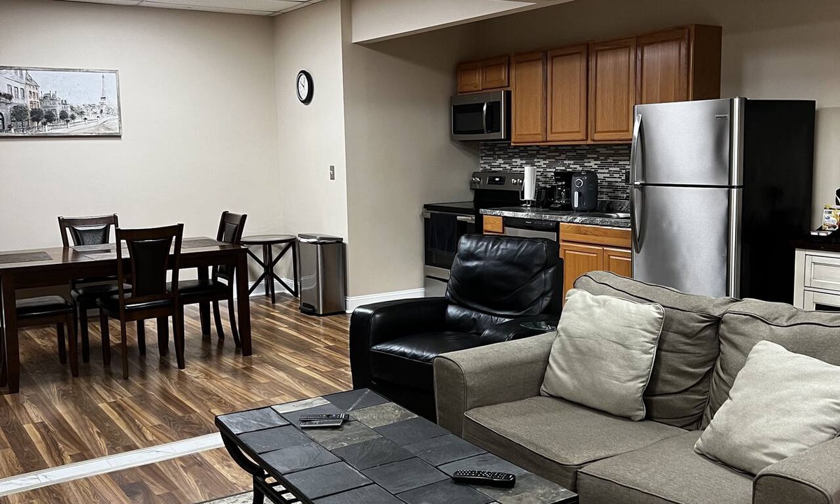 Glen Iris Apartment | Beautiful lofty private parking