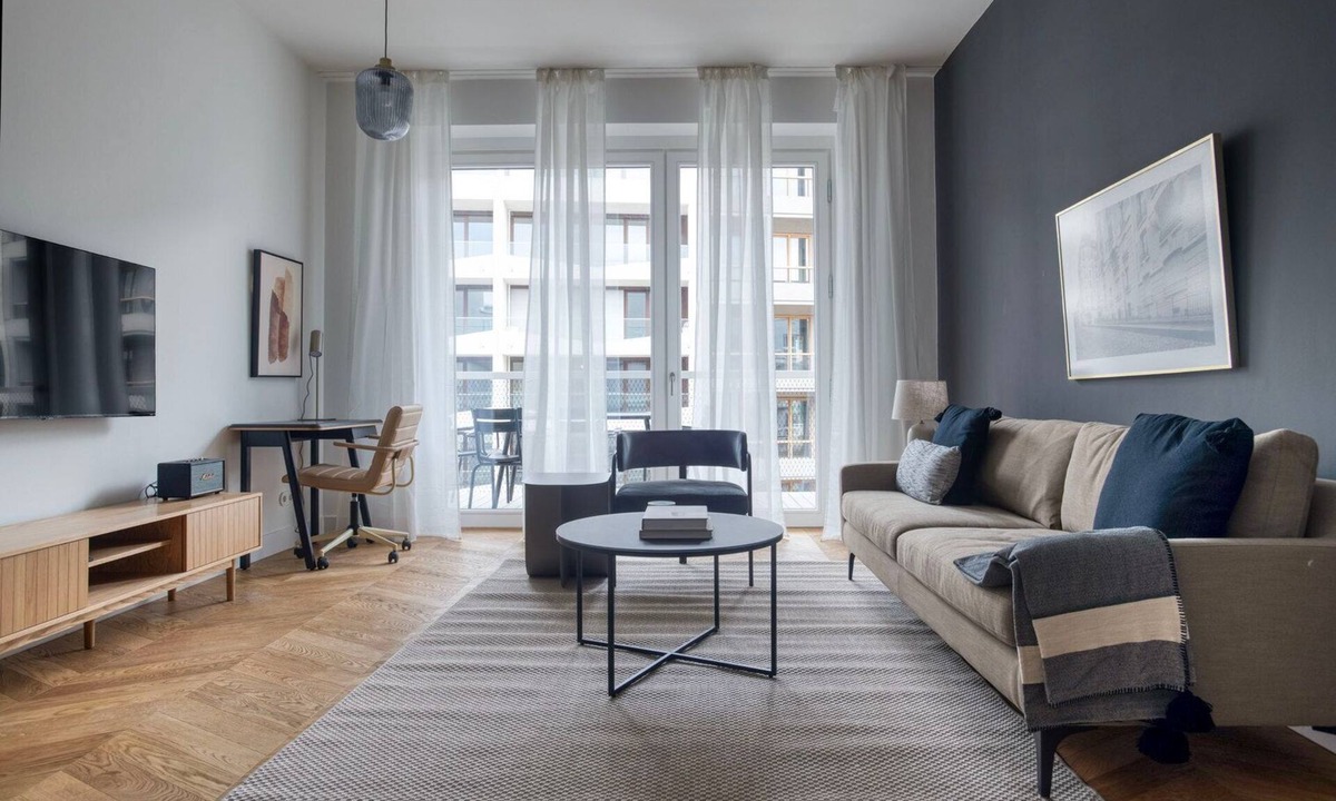 Mitte Apartment | Beautiful Mitte 1BR nr Oranienburger Tor, by Blueground