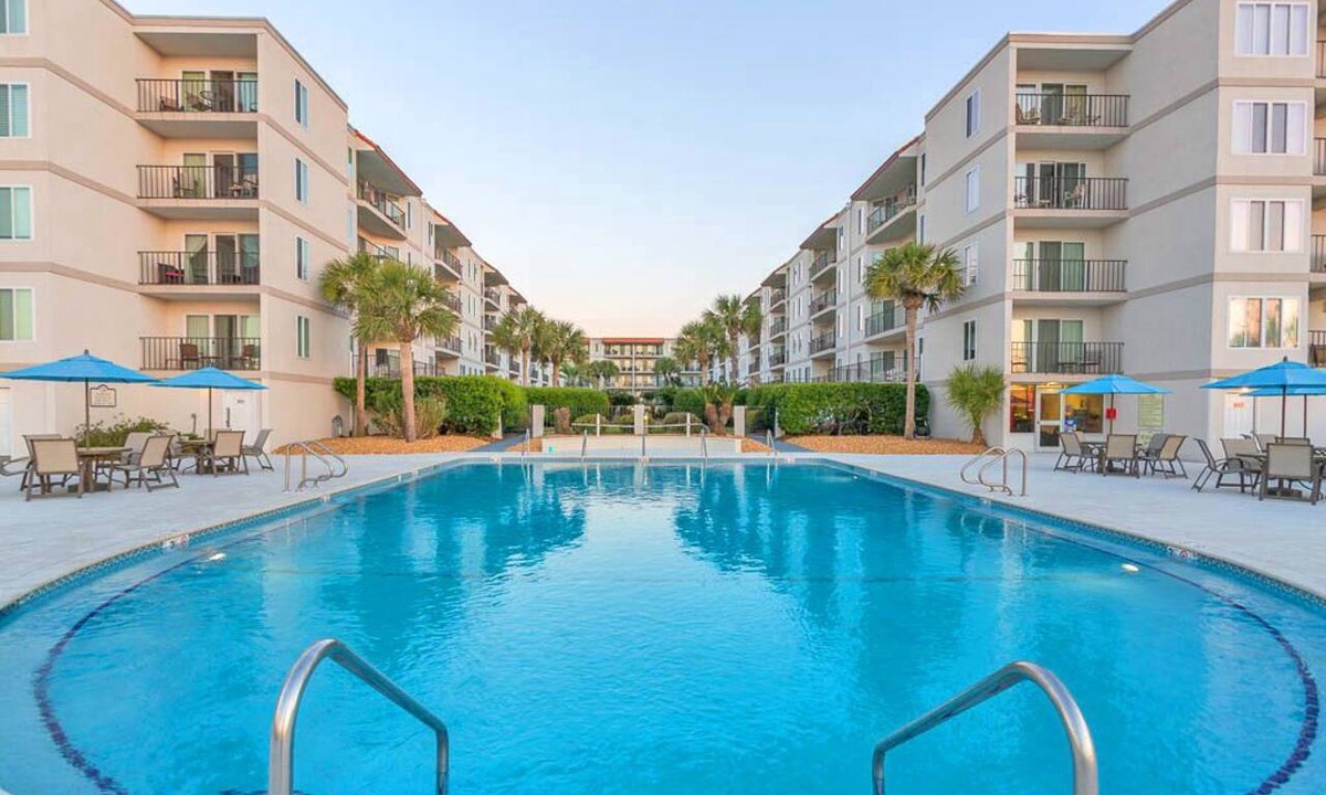 Saint Simons Island Condo | Beautiful Ocean Views, Beach Club 337! Steps to beach!