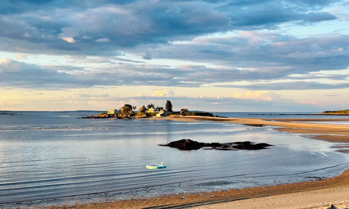 Biddeford Pool House | Beautiful Oceanfront Home!
