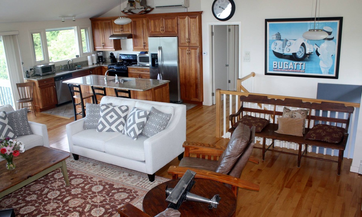 Gloucester House | Beautiful Oceanfront Home in Estate Setting Gloucester — WINTER RENTAL AVAILABLE