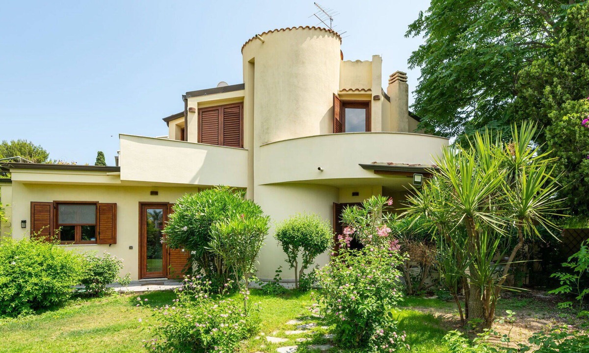Su Forti Villa | Beautiful private villa for 8 people with A/C, WIFI, TV, patio and panoramic view