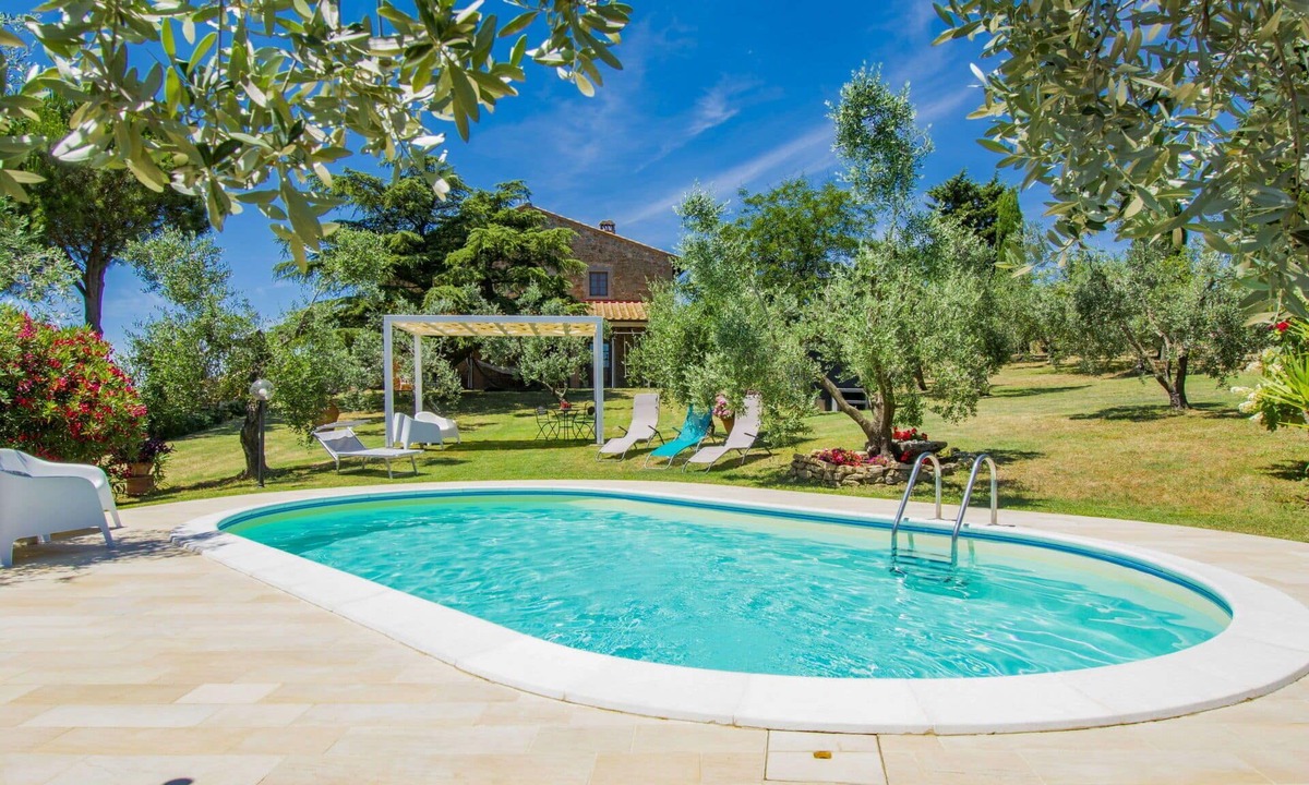 Capraia e Limite Villa | Beautiful private villa for 8 people with private pool, WIFI, TV, patio and panoramic view