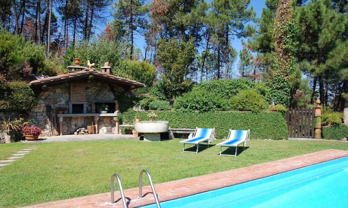 SantʼAndrea di Compito Villa | Beautiful private villa with A/C, WIFI, private pool, TV, terrace and panoramic view, close to L.