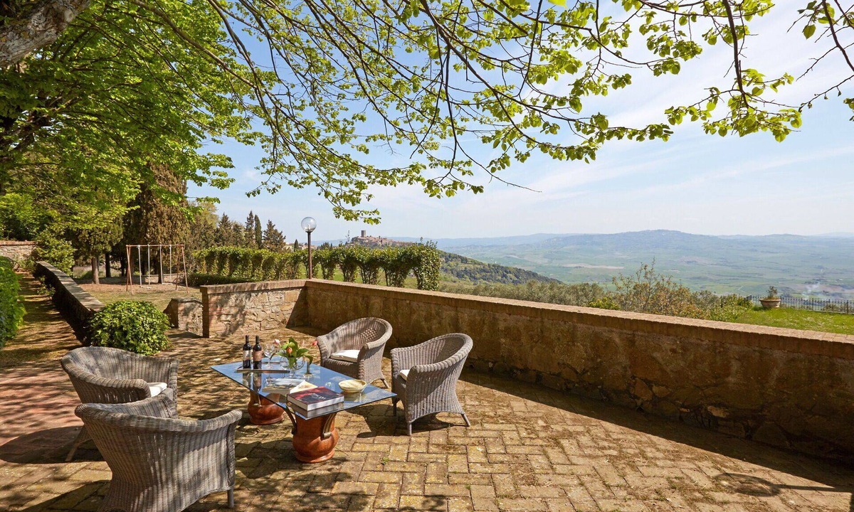 Montecatini Val di Cecina Villa | Beautiful private villa for 20 guests with private pool, WIFI, TV, pets allowed and panoramic view