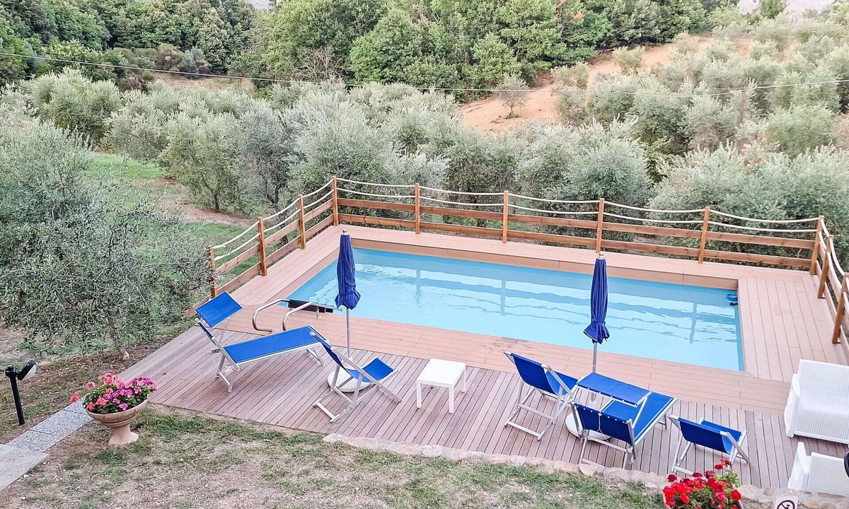 Roccastrada House | Beautiful private villa for 9 people with private pool, A/C, WIFI, TV, patio and pets allowed