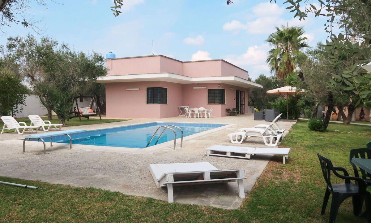 Martignano Villa | Beautiful private villa for 6 guests with A/C, WIFI, private pool, TV, terrace and pets allowed