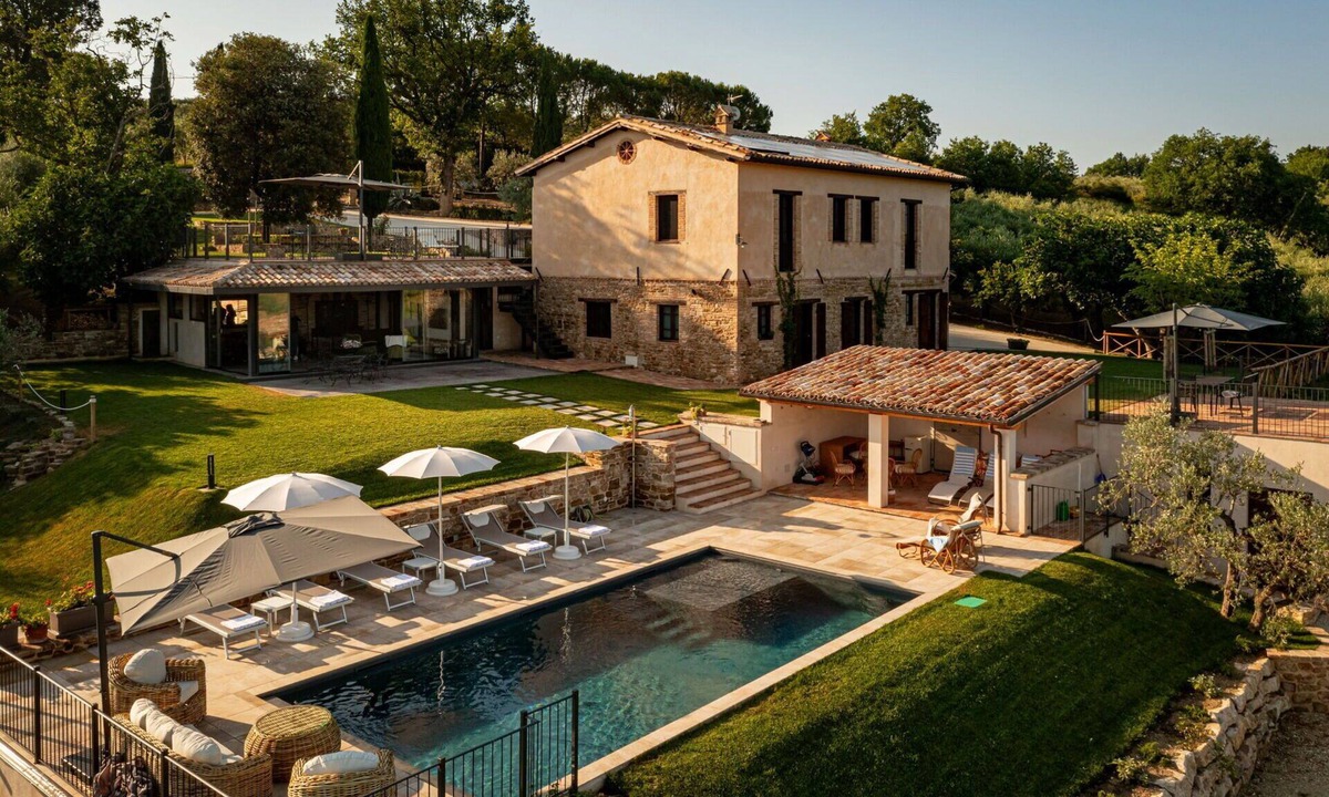 Castel Ritaldi Villa | Beautiful private villa with private pool, A/C, WIFI, TV, patio and panoramic view, close to Spo.