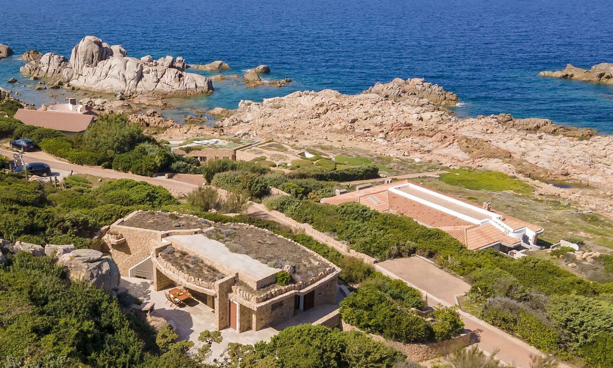 Portobello di Gallura Villa | Beautiful private villa for 7 guests with A/C, WIFI, TV and terrace