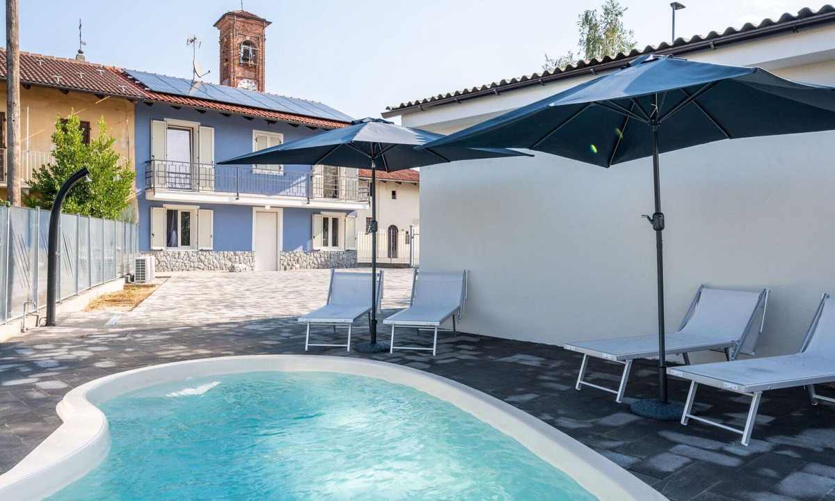 Cherasco House | Beautiful private villa for 6 guests with private pool, WIFI, A/C, TV and terrace