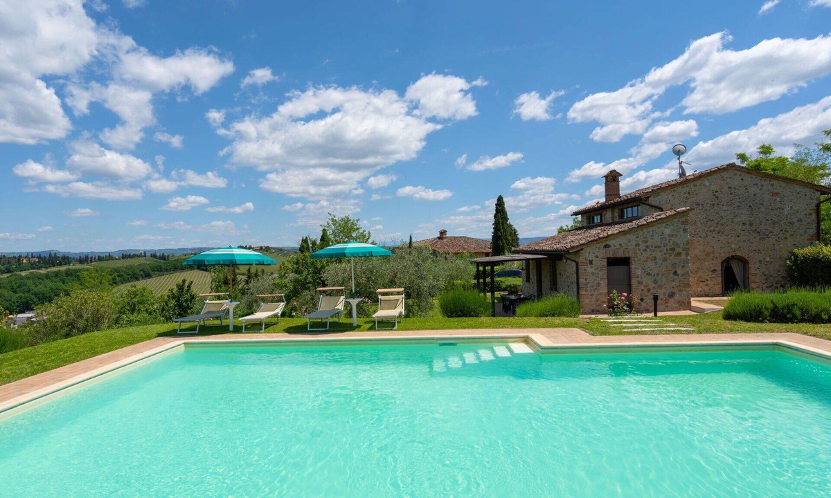 San Gimignano Villa | Beautiful private villa for 6 people with A/C, private pool, WIFI, TV and panoramic view