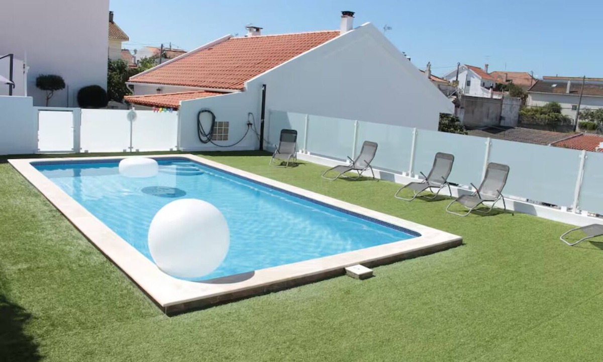 Charneca de Caparica e Sobreda House | BEAUTIFUL HOLIDAYS HOME IN CAPARICA