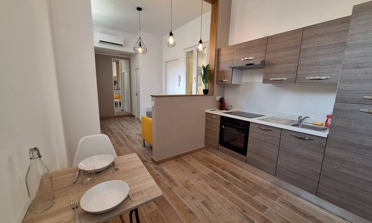 Saint Maurice Apartment | Beautiful, quiet apartment