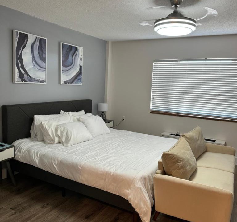 Gadsden Apartment | Beautiful renovated Studio Apartment in Gadsden AL
