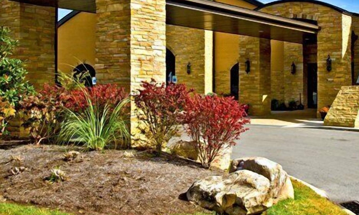 Fairfield Glade Apartment | Beautiful studio unit at resort, sleeps 2