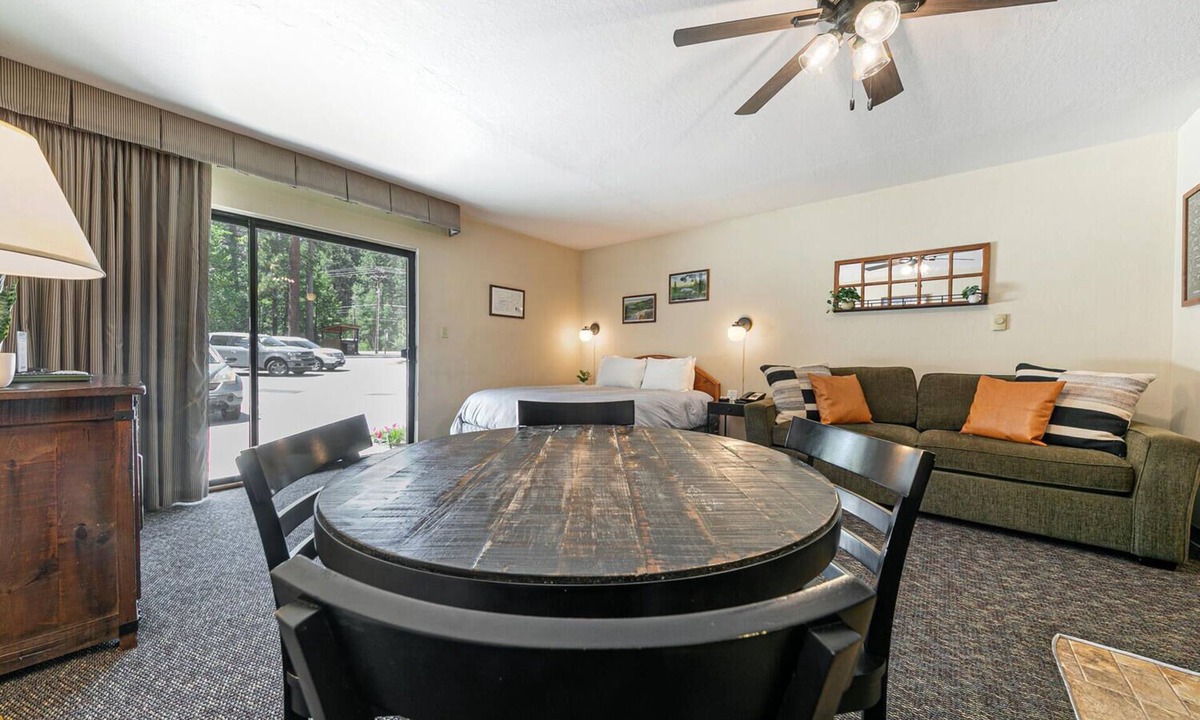 Truckee Apartment | Beautiful Studio W/Kitchenette #134 at Donner Lake Village
