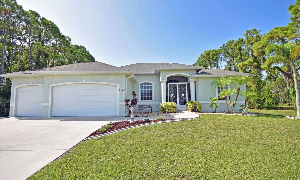 Pine Valley House | Beautiful three bedroom, 2 bathroom pool home.