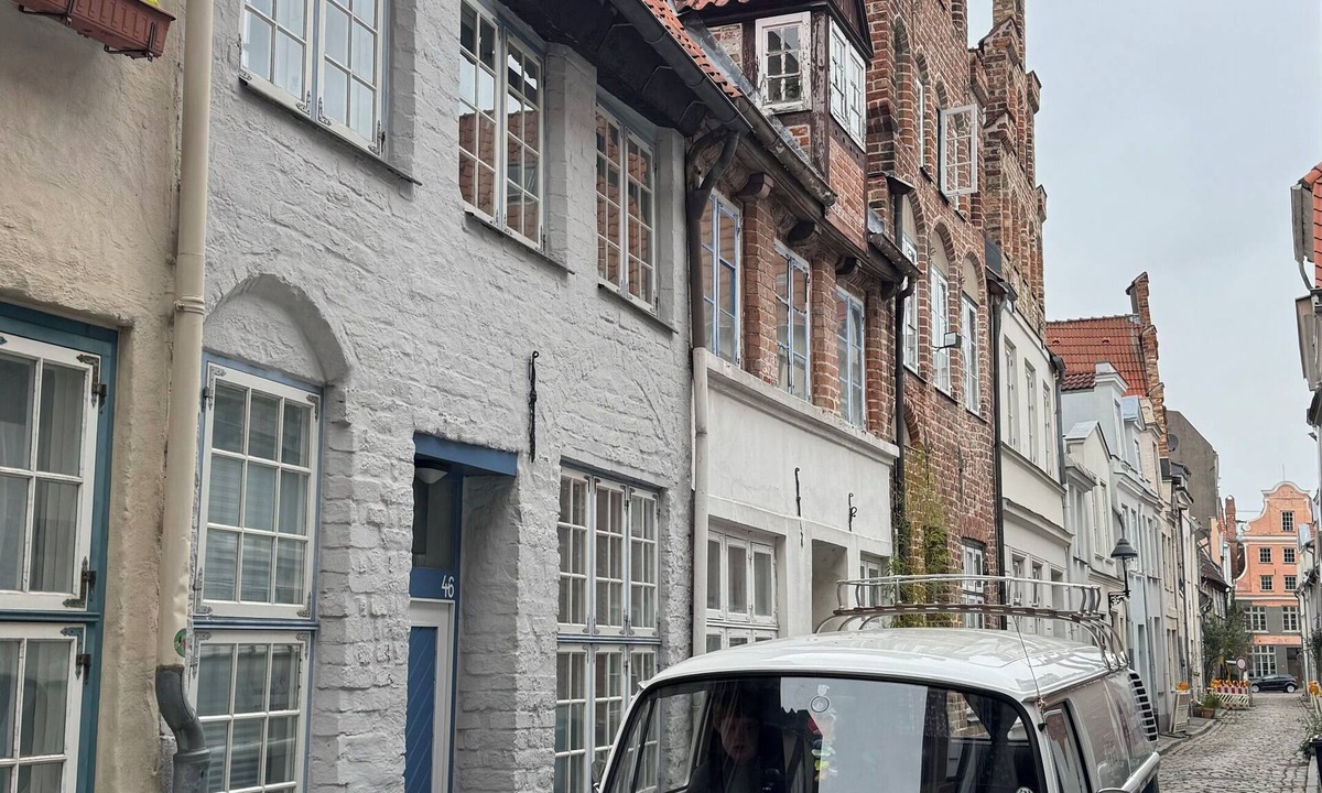 Luebeck Old Town House | Beautiful vacation home with garden in the old town and private parking space
