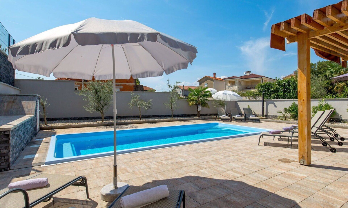 Skrbcici House | Beautiful villa for 10 guests with A/C, WIFI, private pool, TV and terrace
