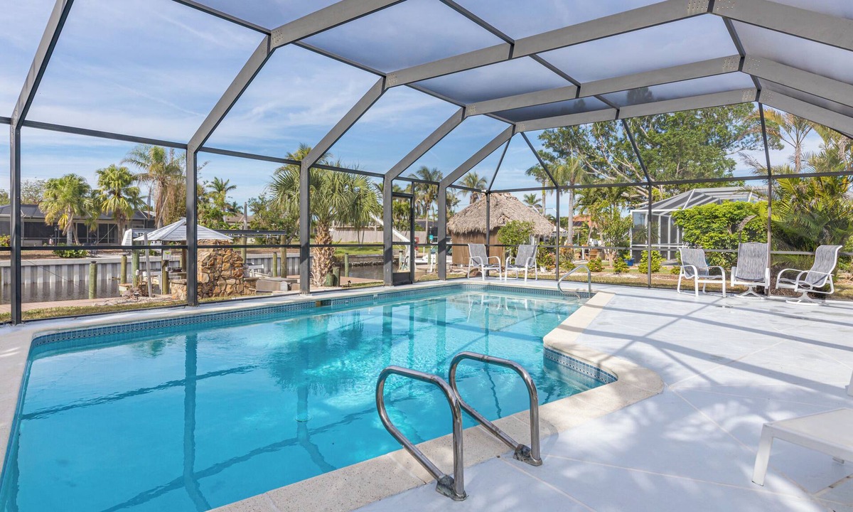 Yacht Club House | Beautiful Waterfront Pool Home by Yacht Club, Direct Gulf Access and Boat lift