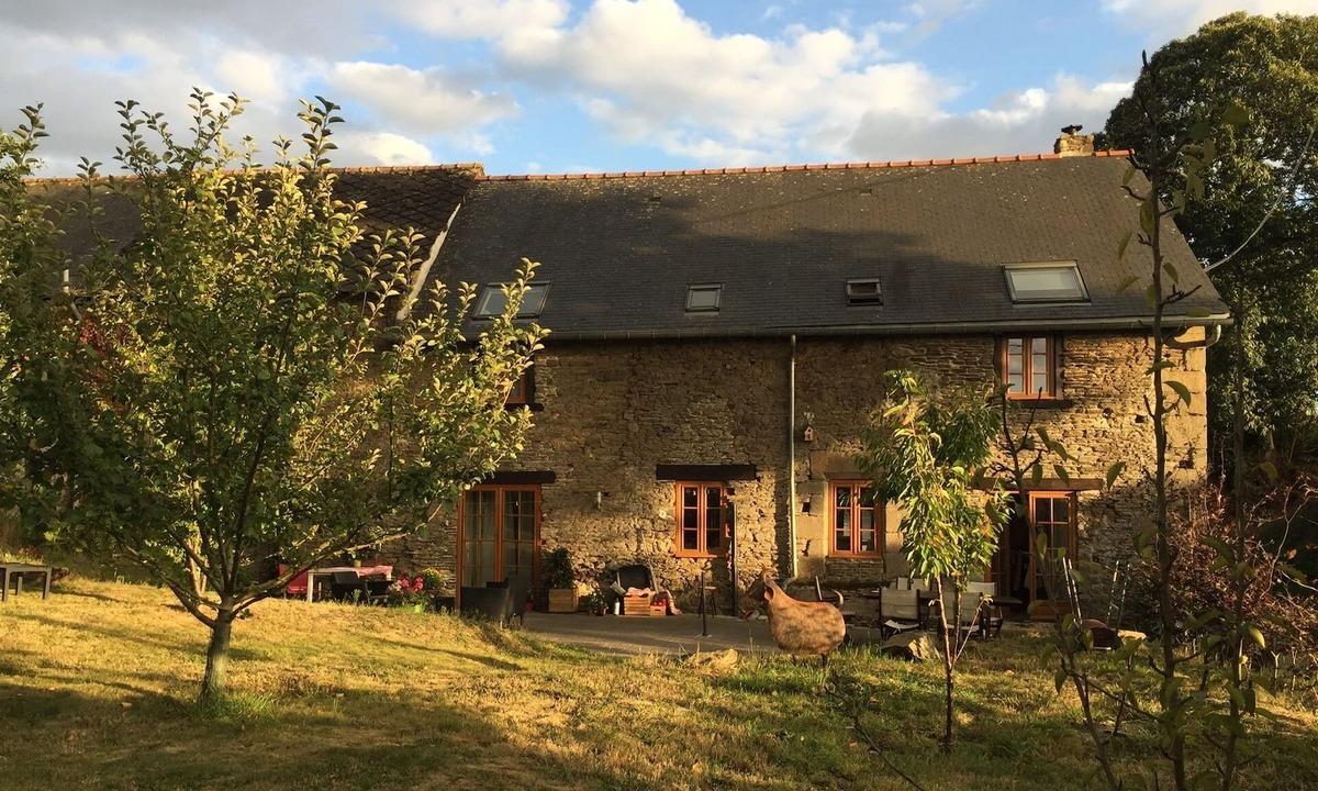 Bazouges-la-Perouse House | Beautifully renovated country house, close to the main attractions of Brittany