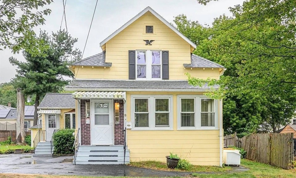 Worcester House | Beautifully updated home located just minutes from downtown Worcester.