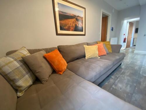 Wing Apartment | Beckside Apartment, Brampton Town Centre, Hadrians Wall - sleeps 3 cosy