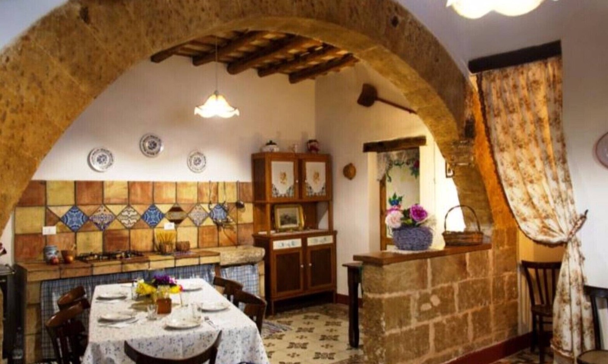 Custonaci Bed & Breakfast | Bed and breakfast Baglio Trinacria - Apollo Room