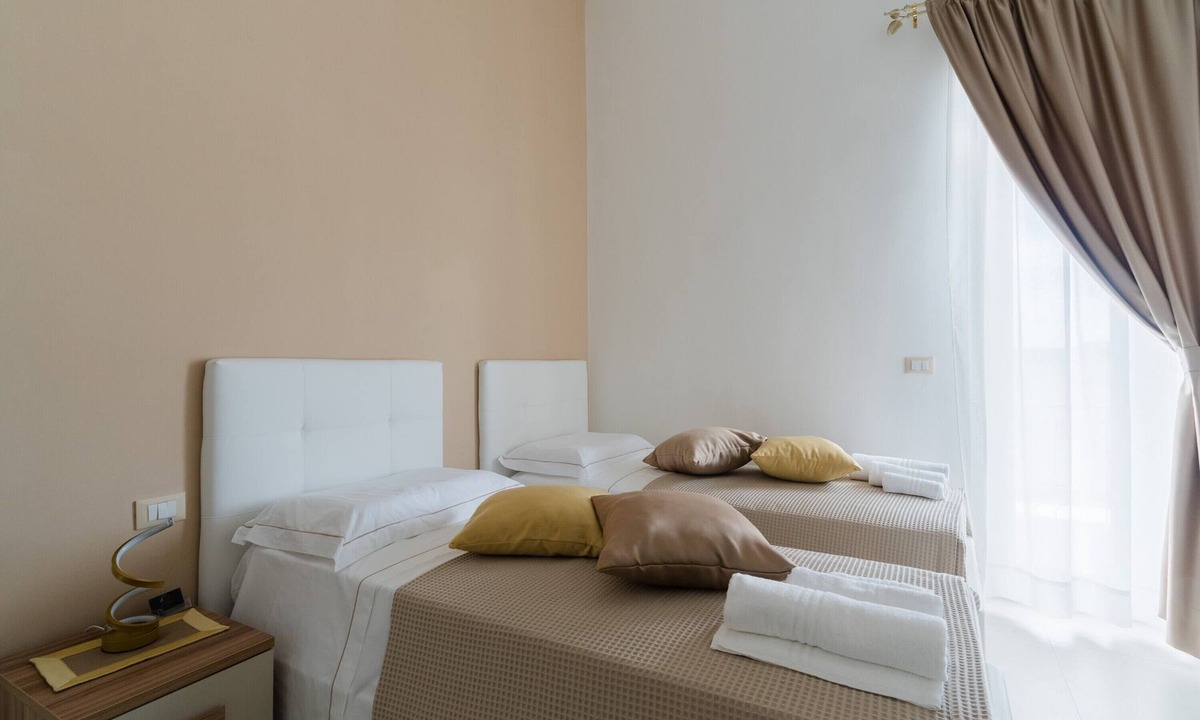 Galatone Apartment | Bed and Breakfast 'Camera Bonny' with Balcony, Wi-Fi and Air Conditioning