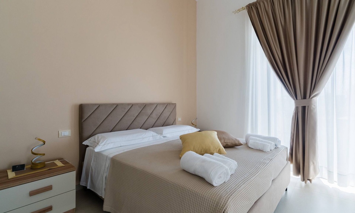 Galatone Bed & Breakfast | Bed and Breakfast 'Camera Jacky' with Balcony, Wi-Fi and Air Conditioning