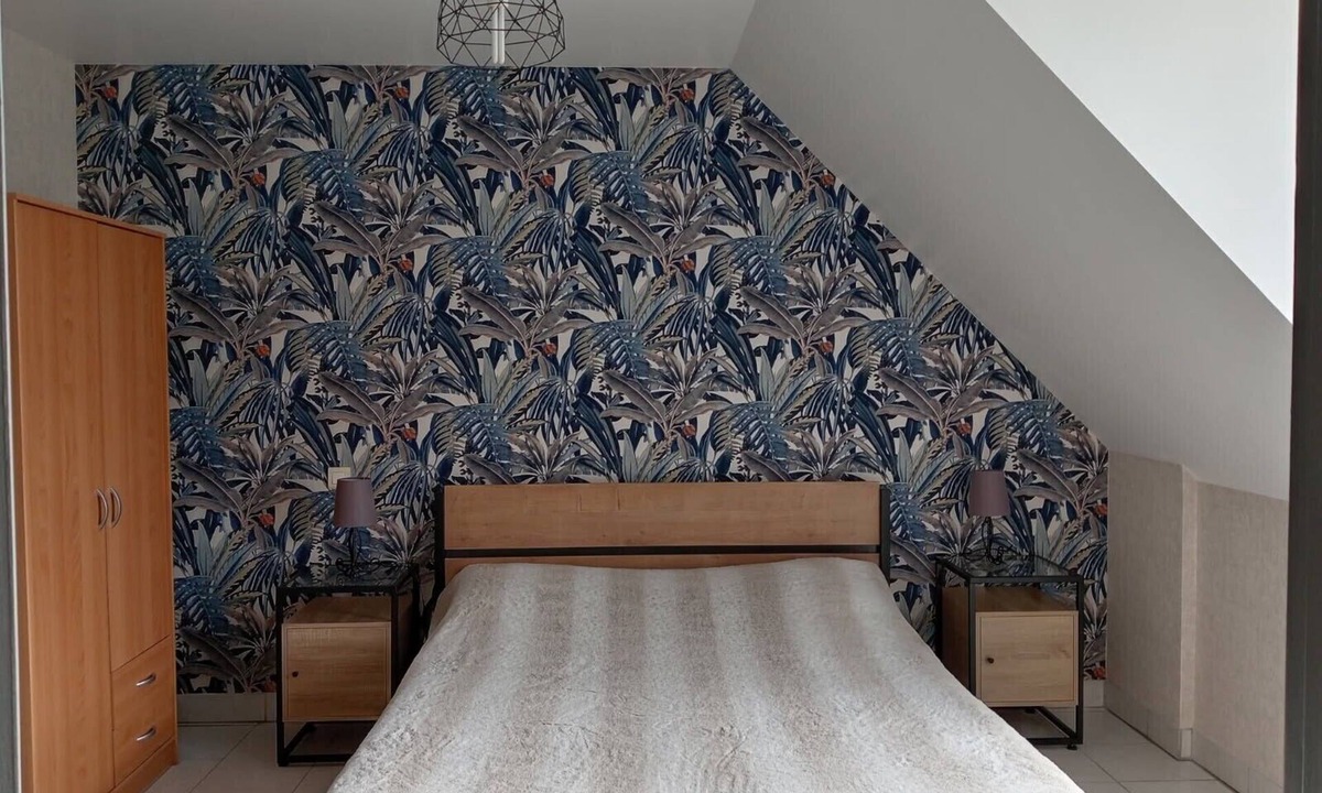 Courtils Bed & Breakfast | Bed and Breakfast 'Chambre Grise' with Shared Garden and Wi-Fi