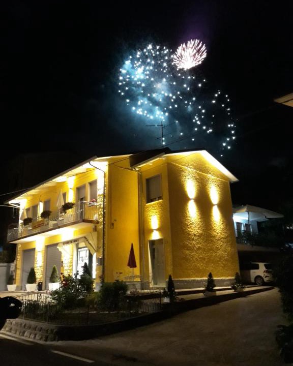 Polinago Bed & Breakfast | Bed and Breakfast lo Scrigno