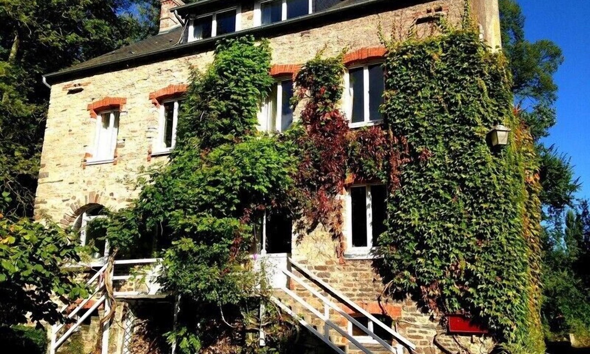 Le Vey House | Bed and Breakfast Moulin du Vey (CH10)