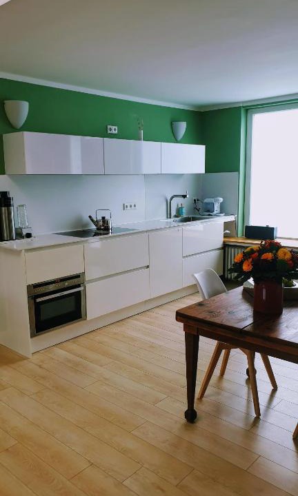 Oberursel Apartment | Bed and Pool