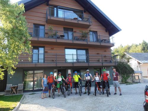 Krize Bed & Breakfast | Bed & Breakfast Base Camp
