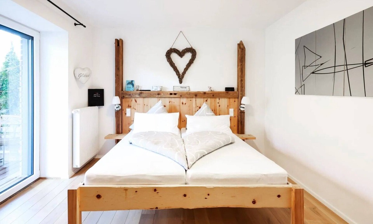 Essing Bed & Breakfast | Bed & Breakfast room "Vika" - for 4 persons in Essing