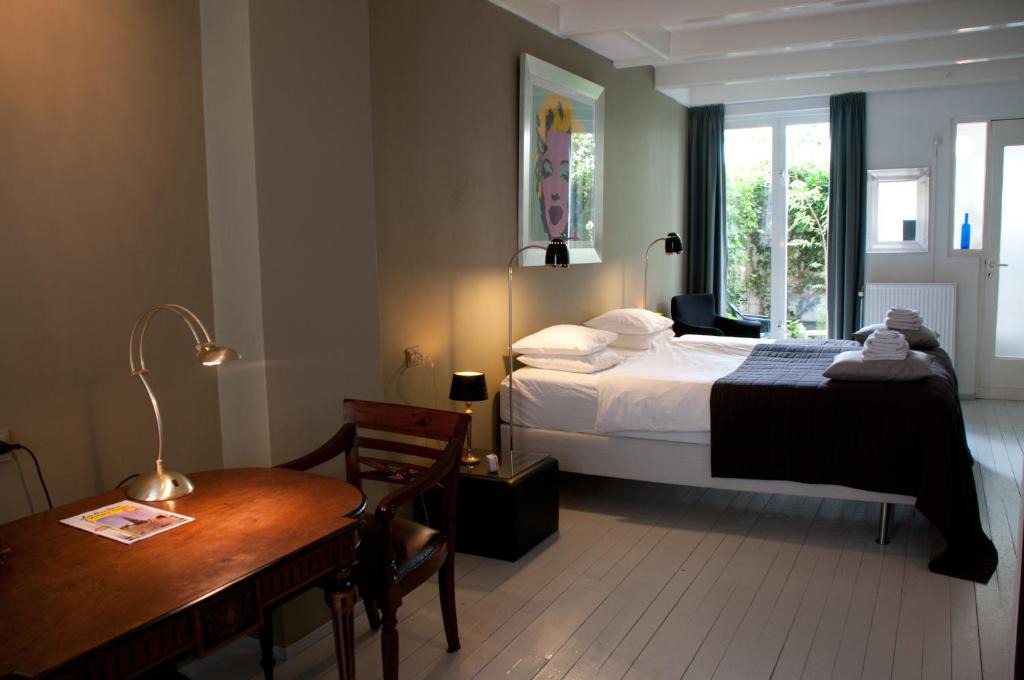 Jordaan Bed & Breakfast | Bed & Breakfast WestViolet