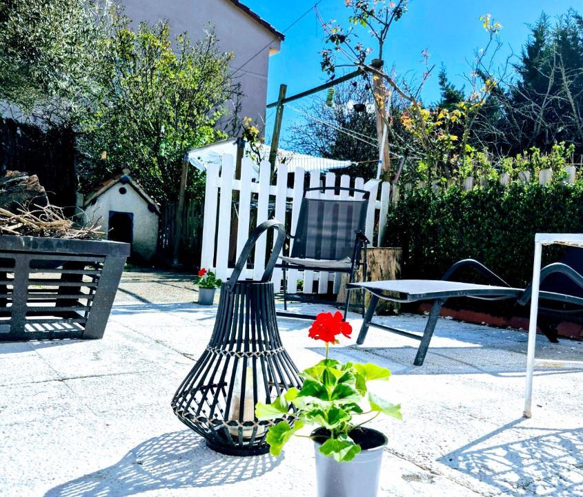 Zizur Mayor Hostel | Bed in small mixed room of 4 max ideal for the camino