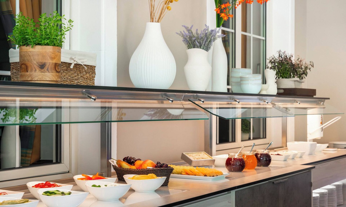 Wuelfel Hostel | Bed'nBudget Expo-Hostel Rooms