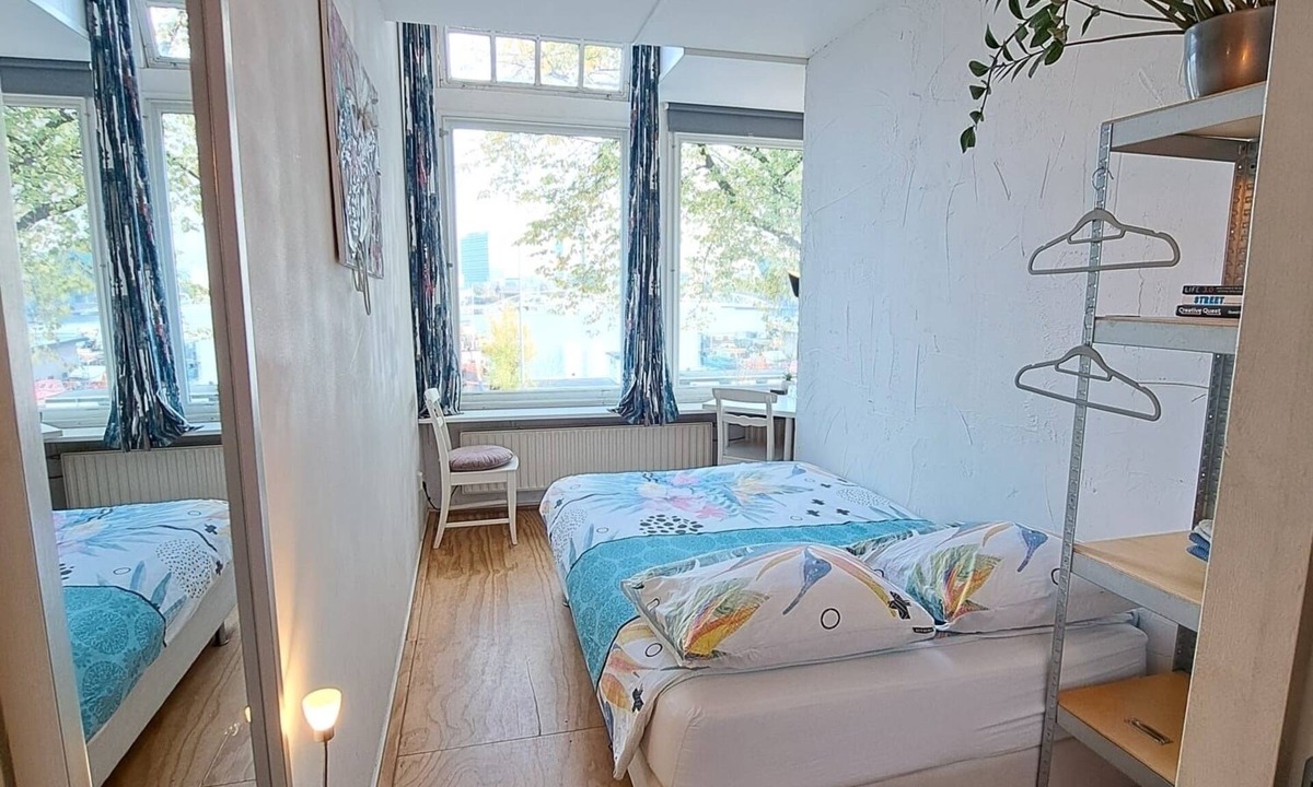Nieuwmarkt en Lastage Bed & Breakfast | Bed'njoy clean cozy and central with astonishing view