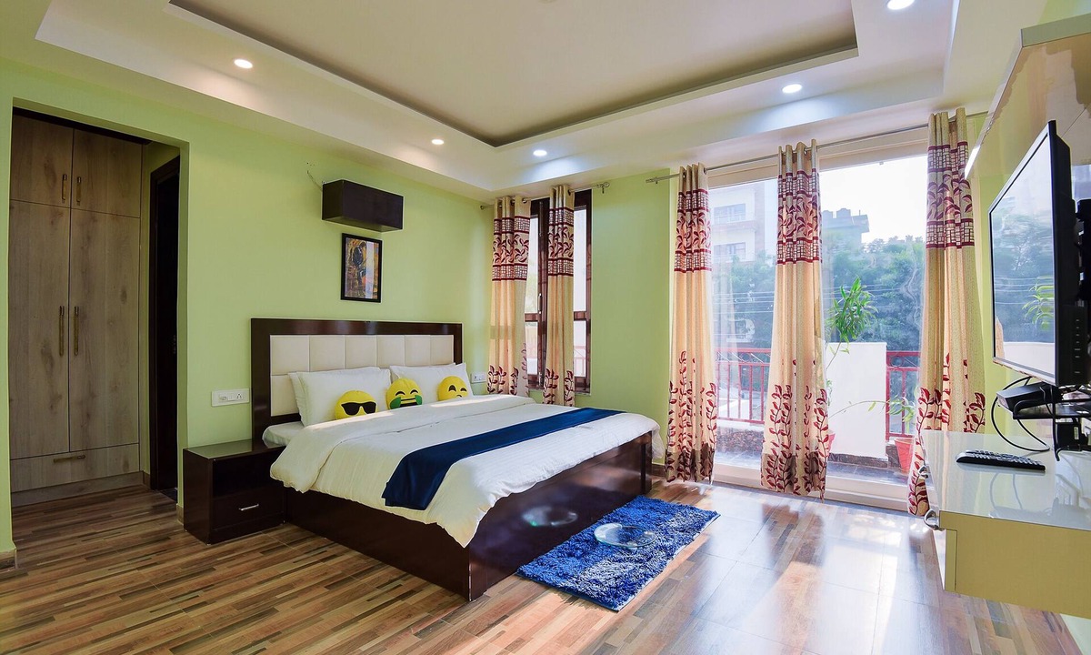 Gurugram Apartment | BedChambers Medicity Serviced Apartment - 2BHK