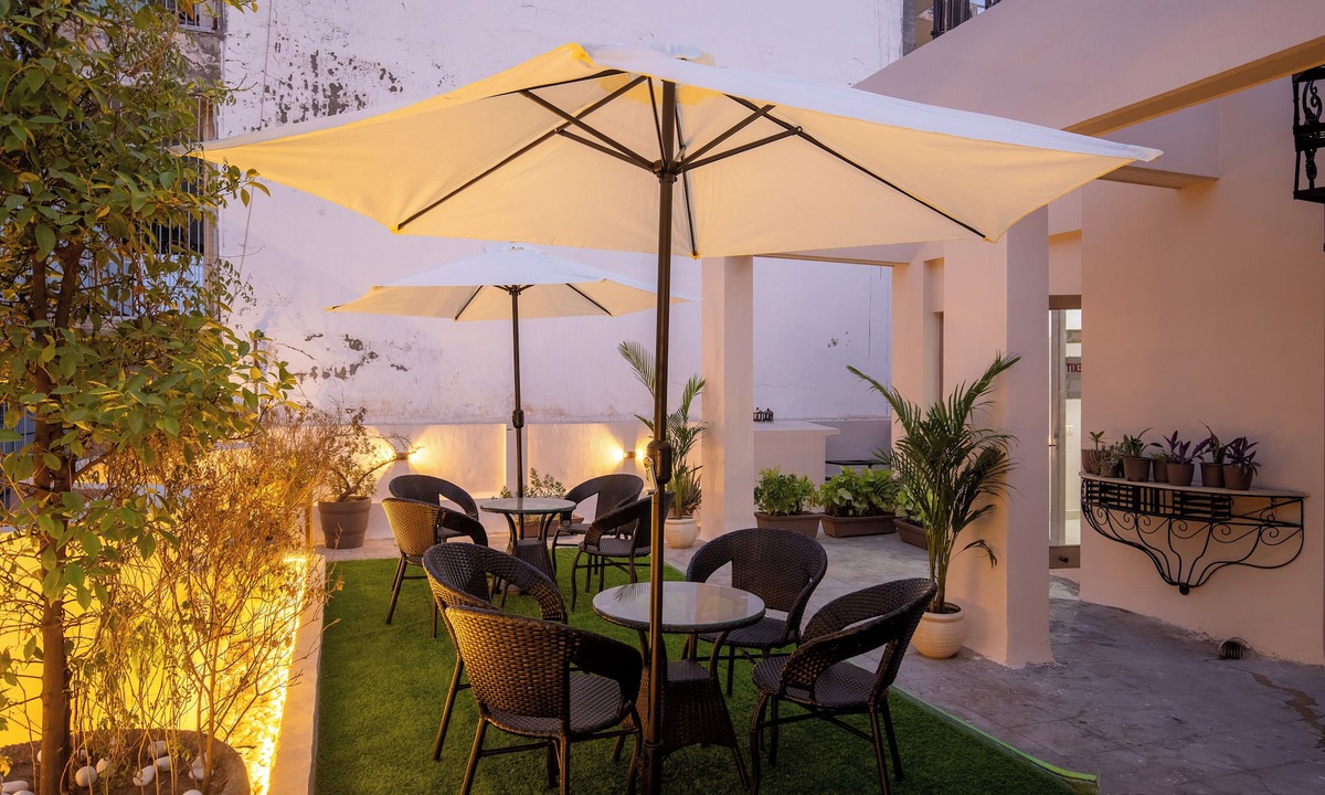 Sector 40 Apartment | BedChambers Serviced Apartments Sector40