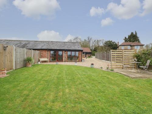 Irstead House | Bee Happy Barn