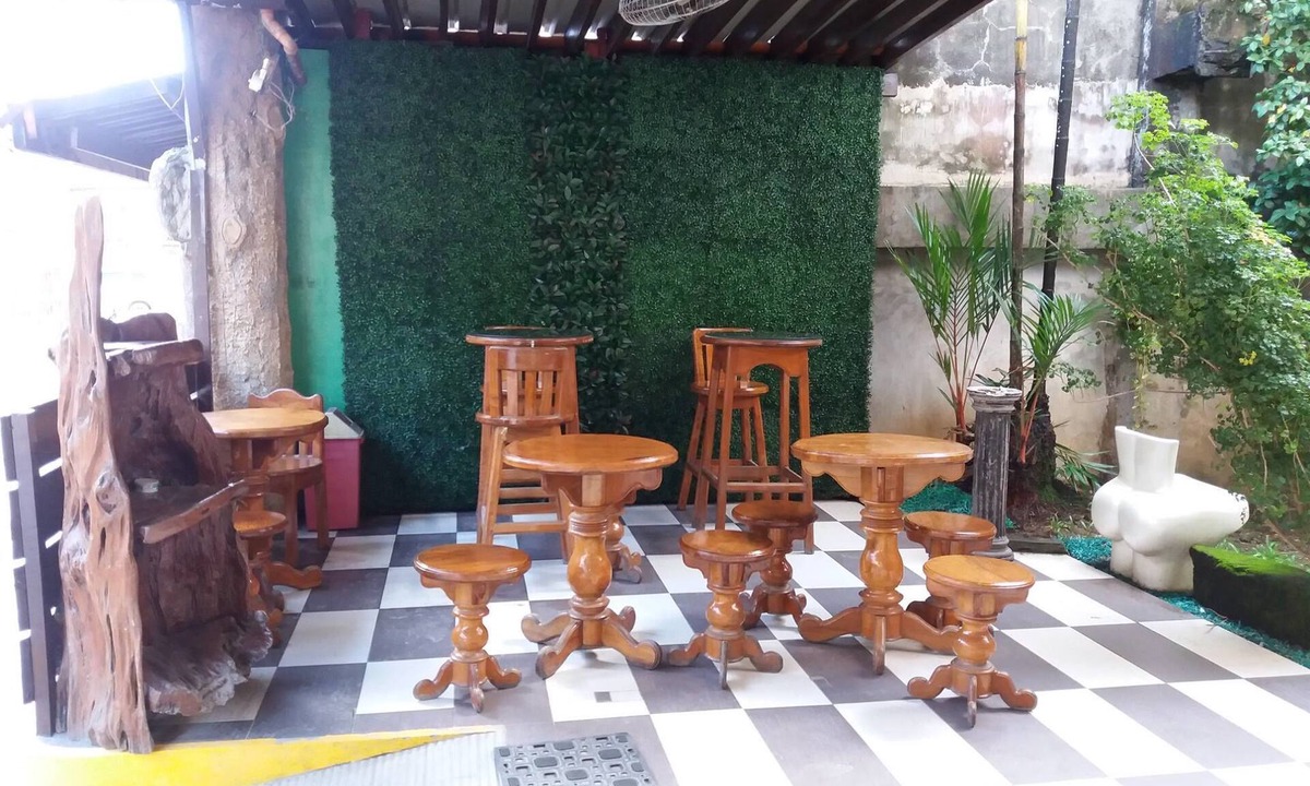 Surigao Hotel | Bee Pension