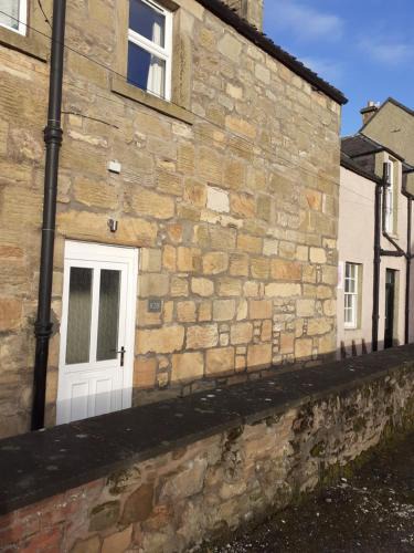 Cupar Apartment | Bees Townhouse- Cupar