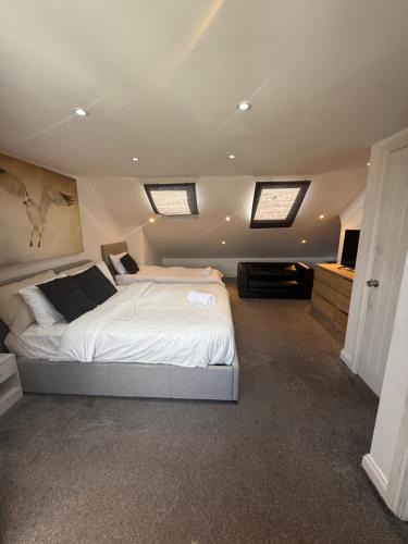 West Thornton House | Bel Palace