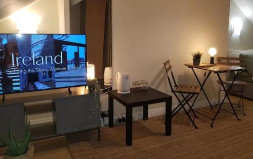 Belfast City Centre House | Belfast Centre Suite