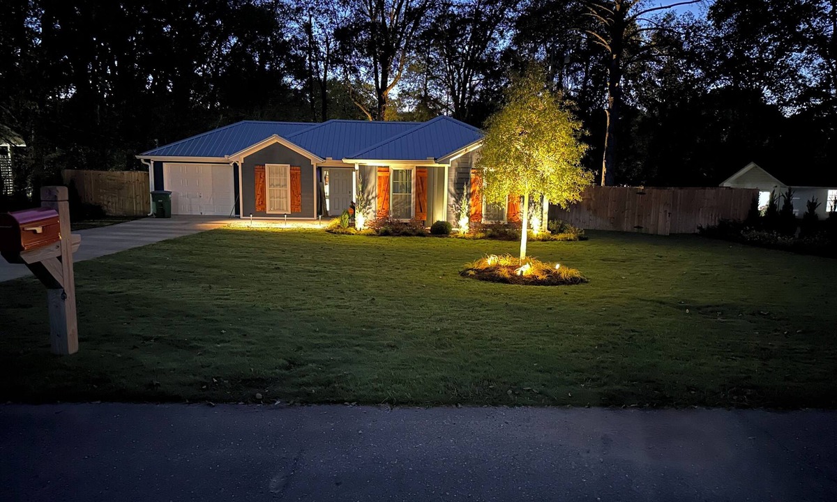 Montevallo House | Bella’s Blue Oasis