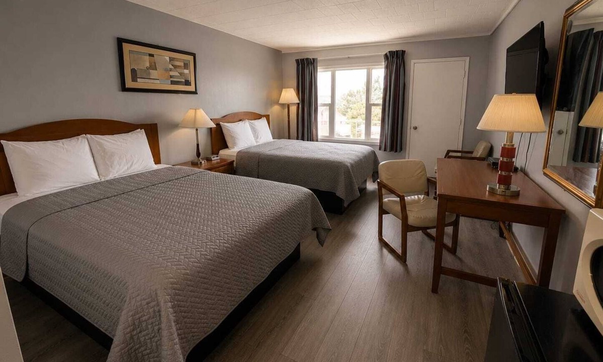 Sudbury Hotel | Belmont inn